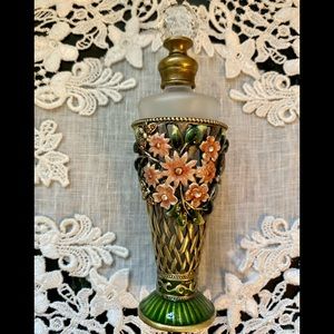 Lovely Crystal and enamel perfume bottle!